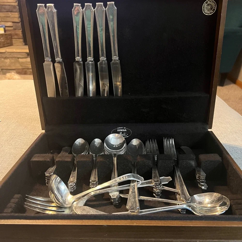 1847 Rogers Bros Legacy‎ Silverplate Flatware Set 58 Pieces International Silver